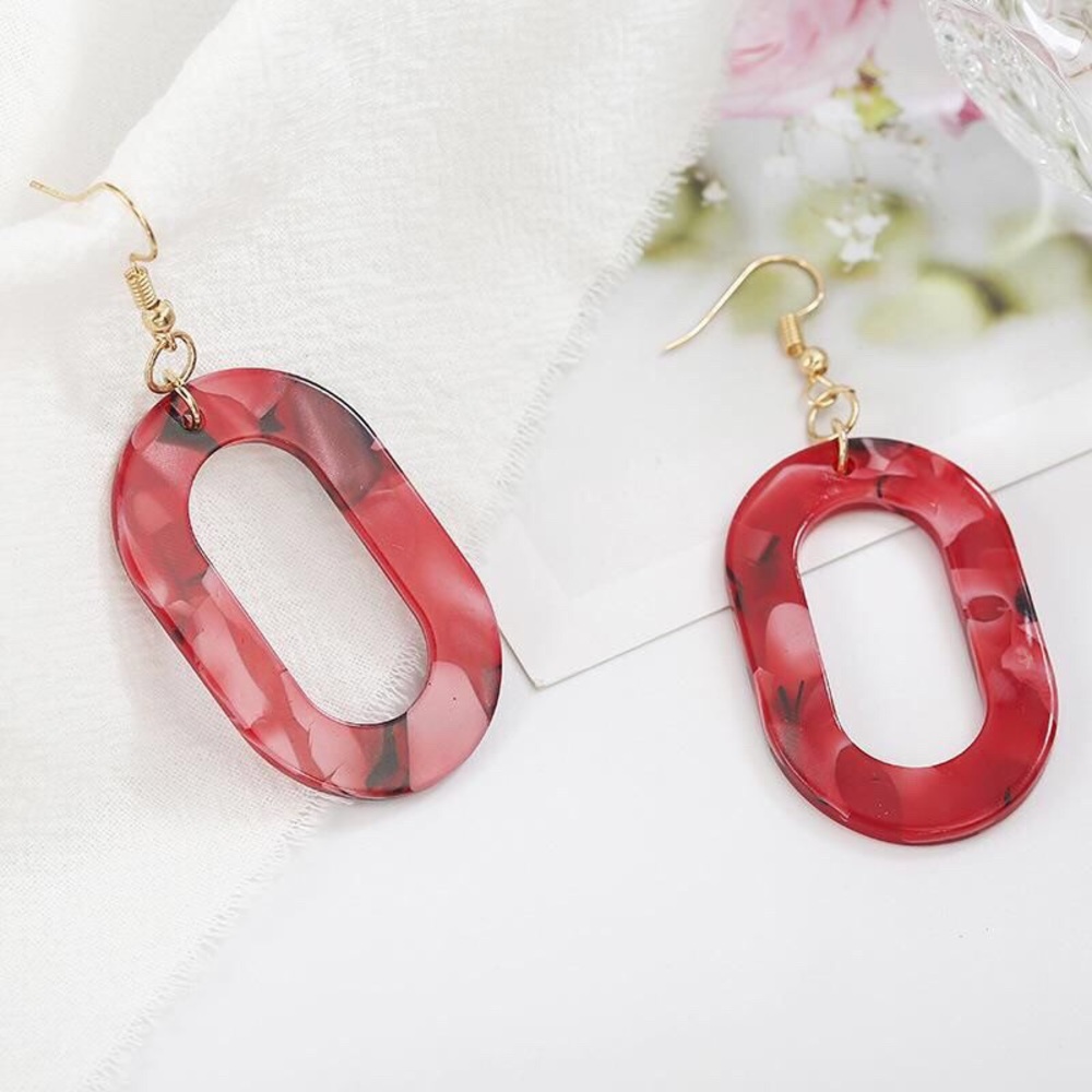 Red oval fashion geomatric earrings